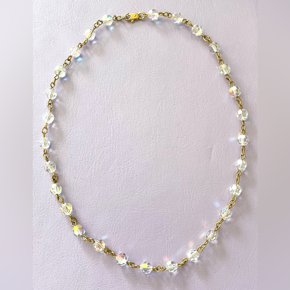 vintage stunning necklace/choker is made up entirely of sparkling crystals